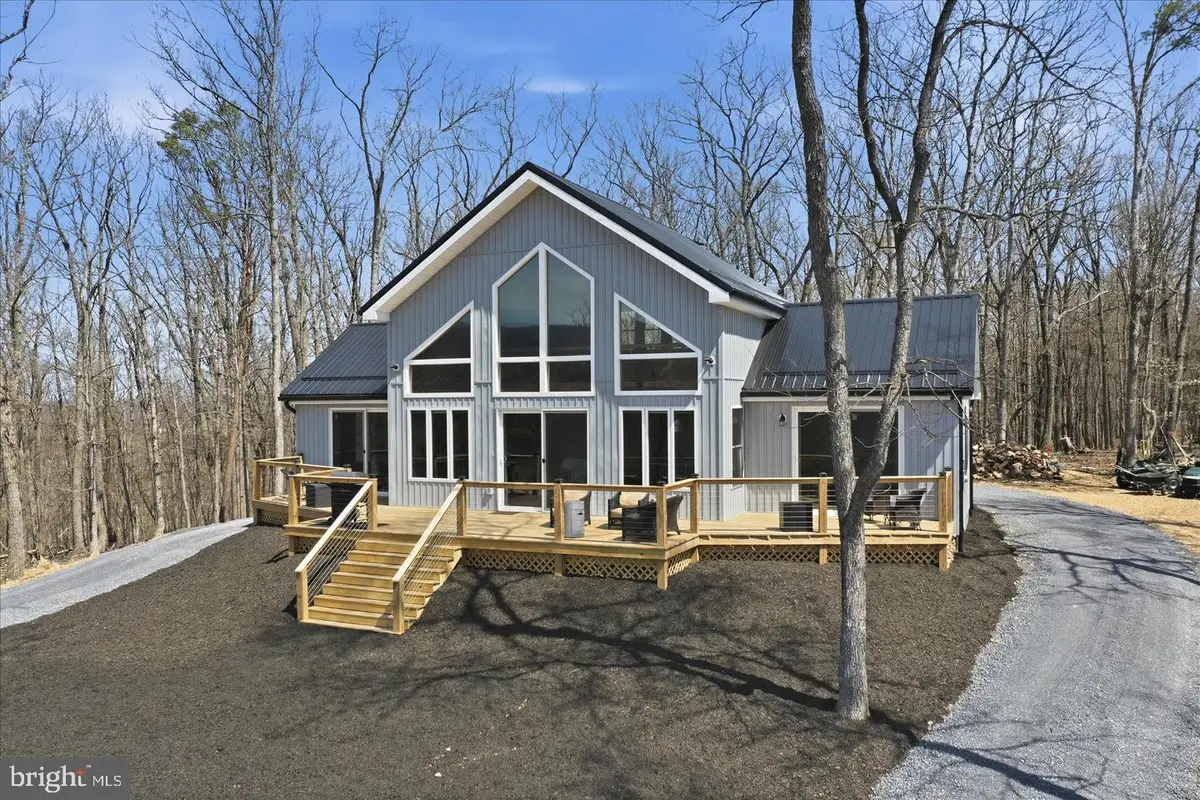 432 Lost Point Ln, Berkeley Springs, WV 25411 - #1