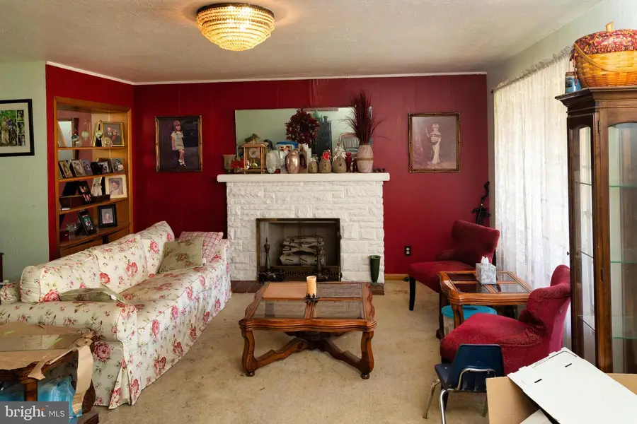 1103 Lake Ave, Fairmont, WV 26554 - #2