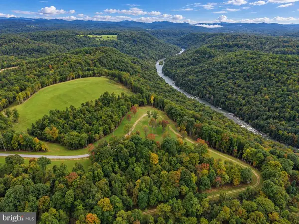 Lot 17 Arrowhead Dr, MT NEBO, WV 26679