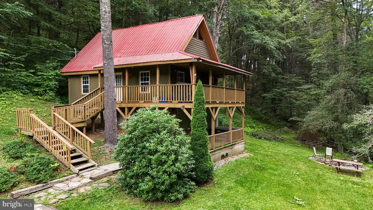 3259 Potomac Highlands Trl, Dunmore, WV 24934 - Image #1