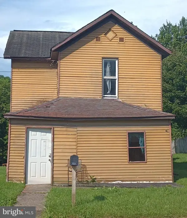 521 W State Ave, TERRA ALTA, WV 26764