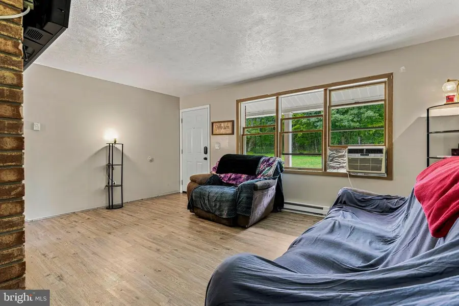 1366 Deer Haven Rd, Bruceton Mills, WV 26525 - #3