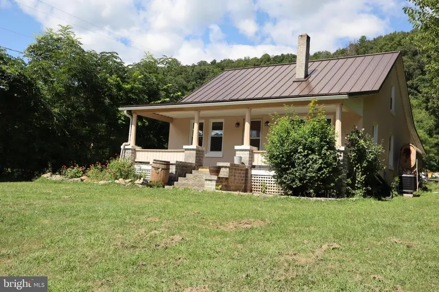 3383 Petersburg Pike, Franklin, WV 26807 - Image #2