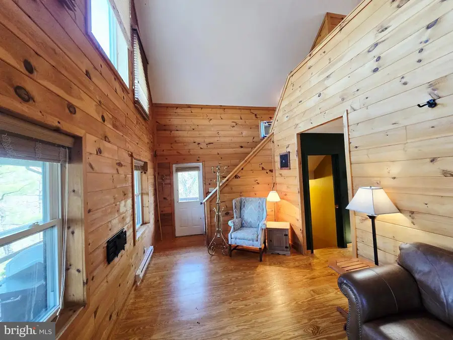 232 Hawks Ridge Rd, Franklin, WV 26807 - #3