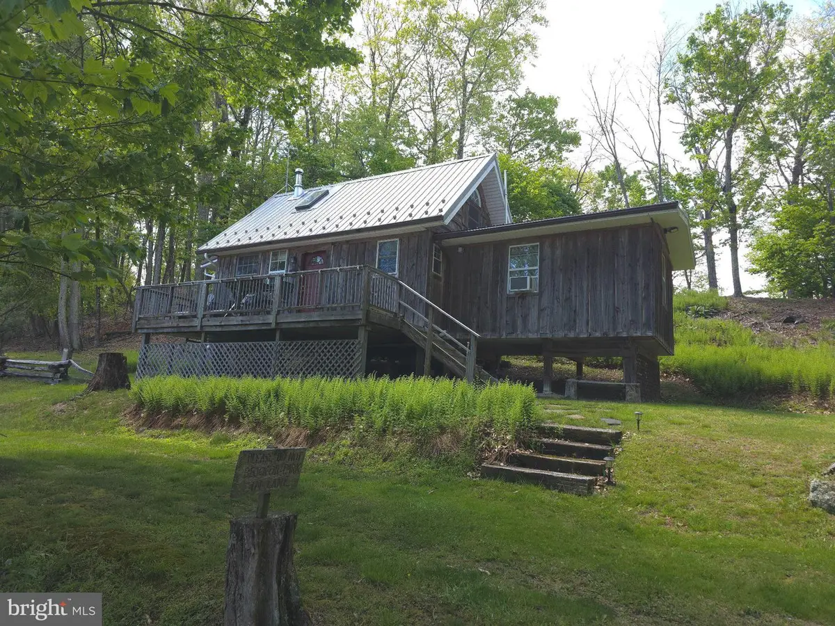 152 Sharps Ridge Ln, Franklin, WV 26807 - #1