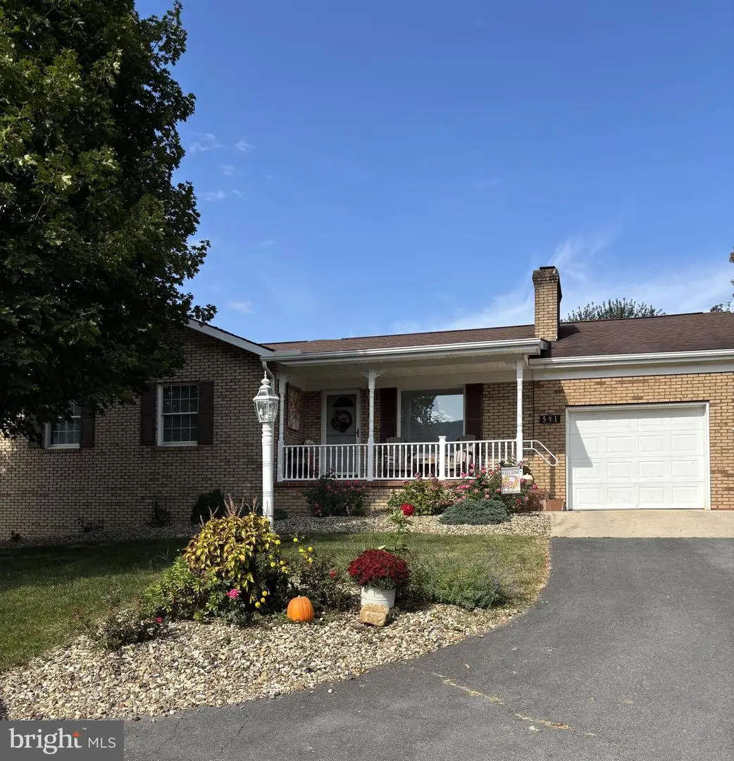 591 N Main St, Franklin, WV 26807 - #1
