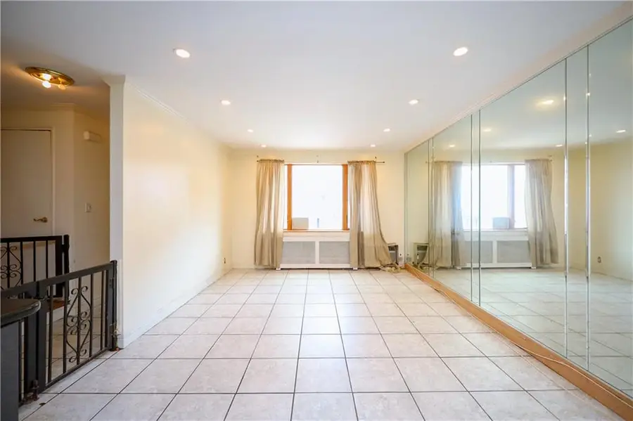 119 Battery Avenue, Brooklyn, NY 11209 - Image #2