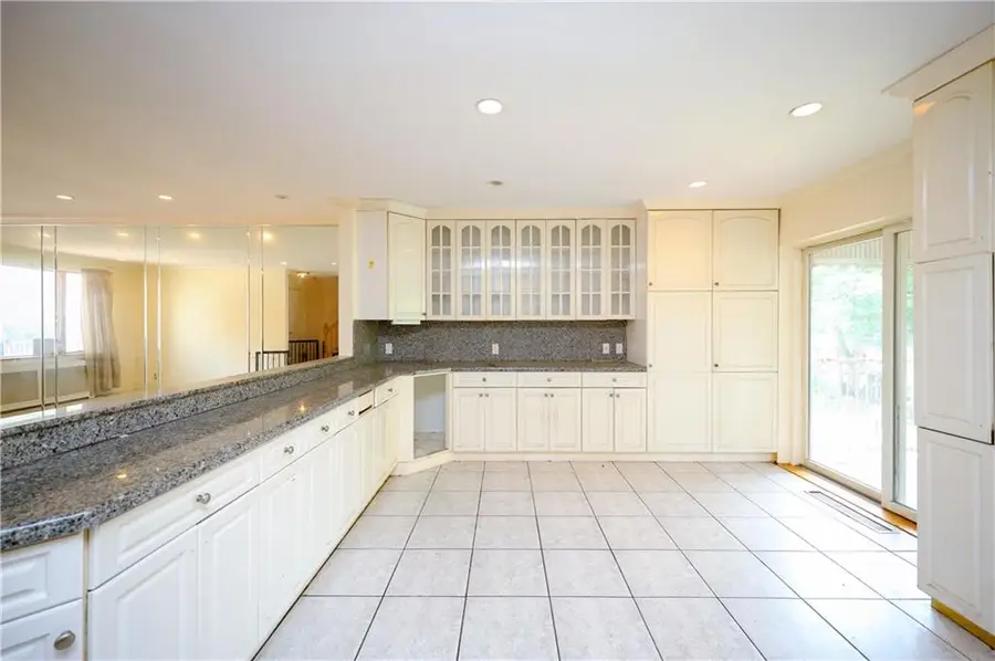 119 Battery Avenue, Brooklyn, NY 11209 - Image #3