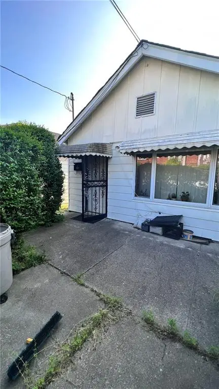 2648 East 11th Street, Brooklyn, NY 11235