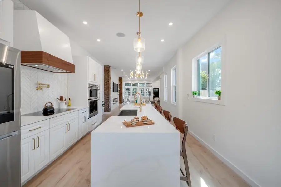 427 78th Street, Brooklyn, NY 11209 - Image #2