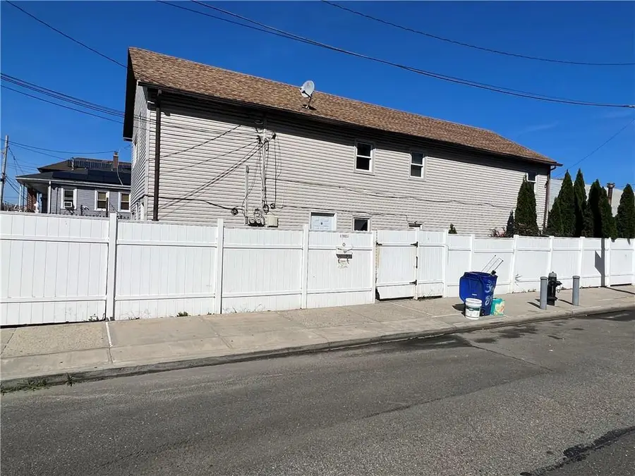 304 Beach 89th Street, Rockaway Beach, NY 11693 - Image #2