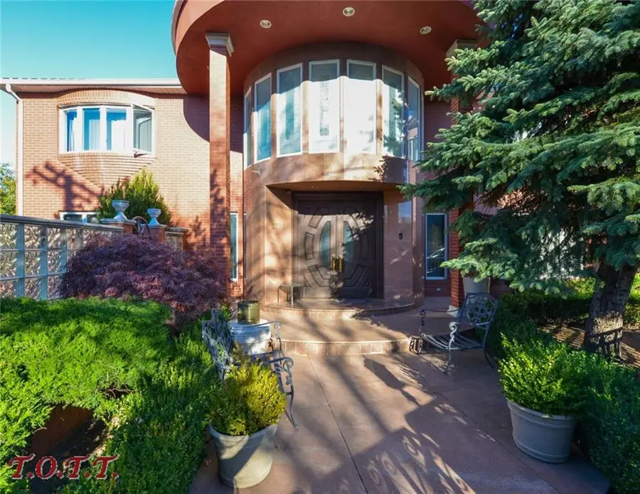 2759 Whitman Drive, Brooklyn, NY 11234 - Image #2