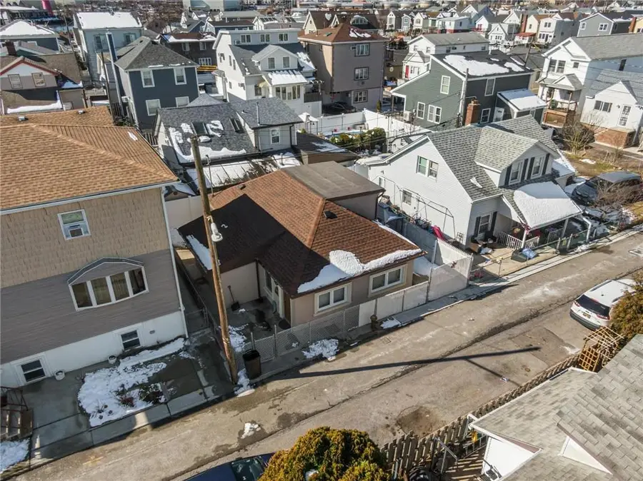 115 Gain Court, Brooklyn, NY 11229 - Image #2