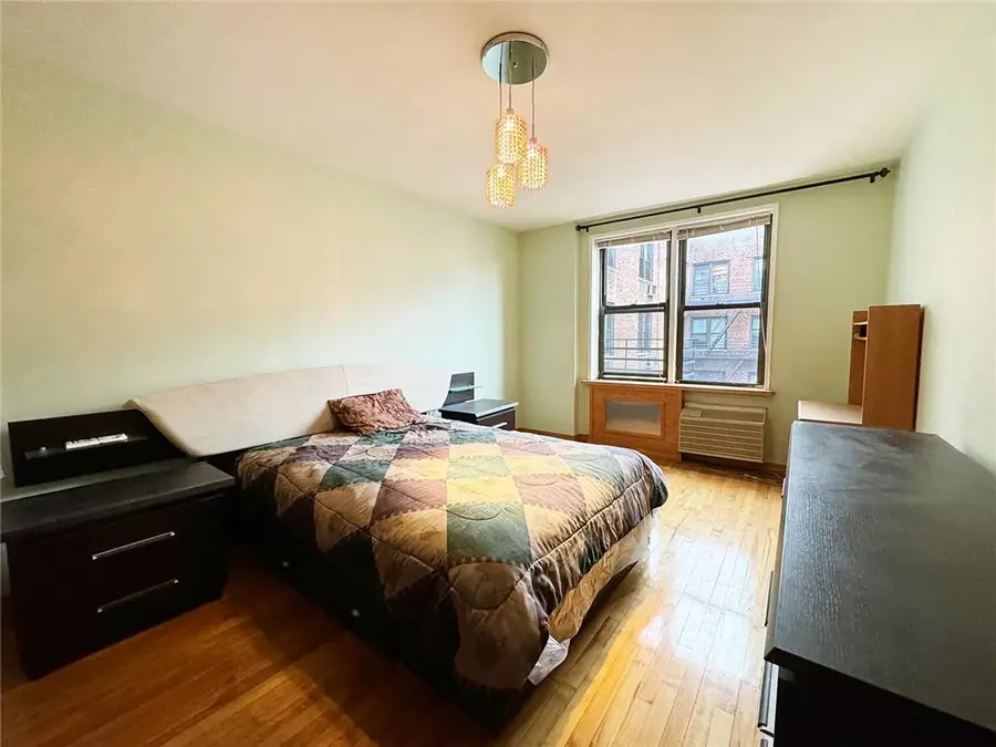 1213 Avenue Z #E2, Brooklyn, NY 11235 - Image #3