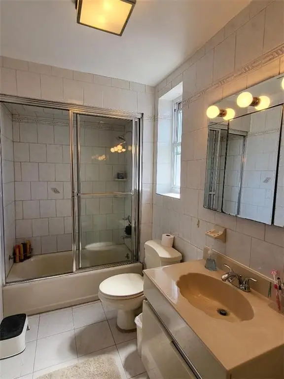 1906 East 38th Street, Brooklyn, NY 11234 - Image #3