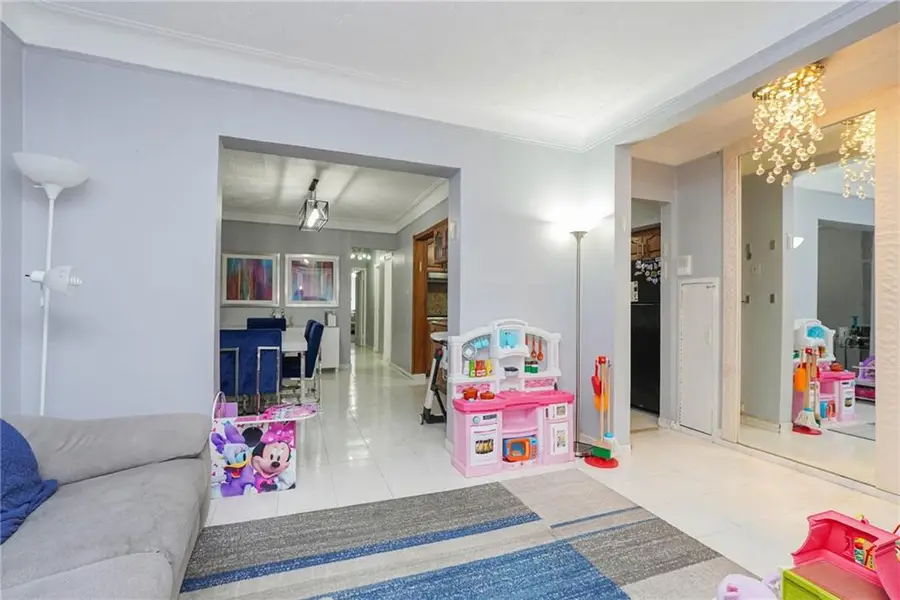 305 Avenue O, Brooklyn, NY 11230 - Image #3