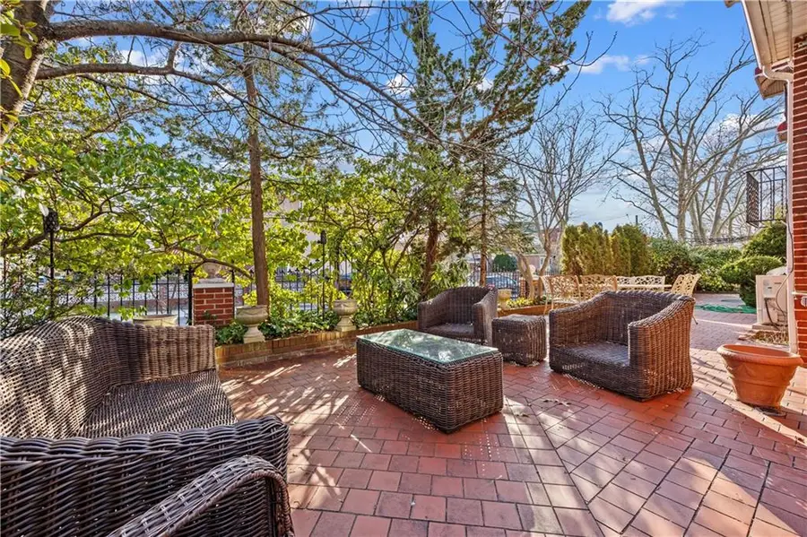 7724 Colonial Road, Brooklyn, NY 11209 - Image #2