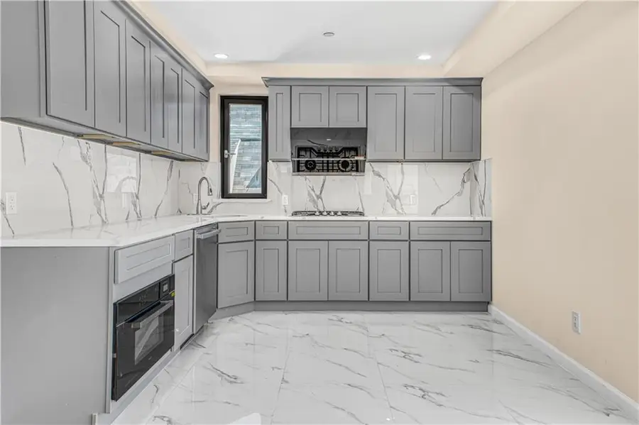 207 Bay 35th Street #1B, Brooklyn, NY 11214 - Image #3