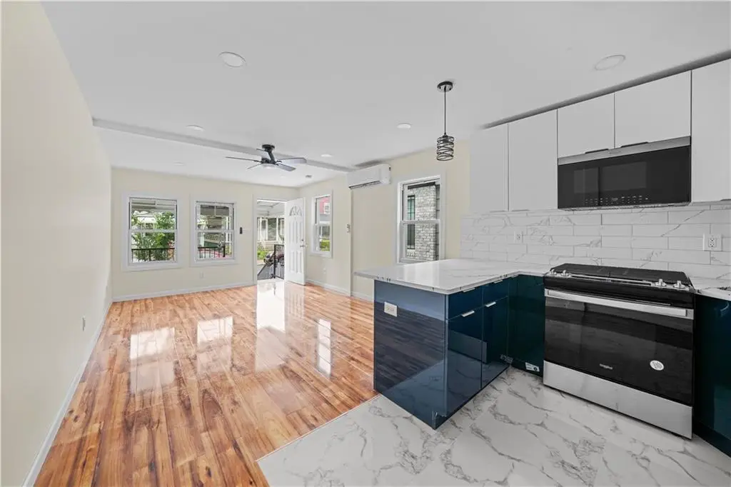 627 East 42nd Street, Brooklyn, NY 11203 - Image #1