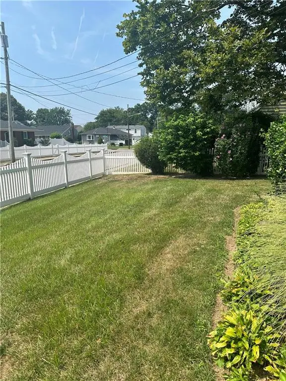 7 Hopatcong Avenue, West Hempstead, NY 11552 - Image #3