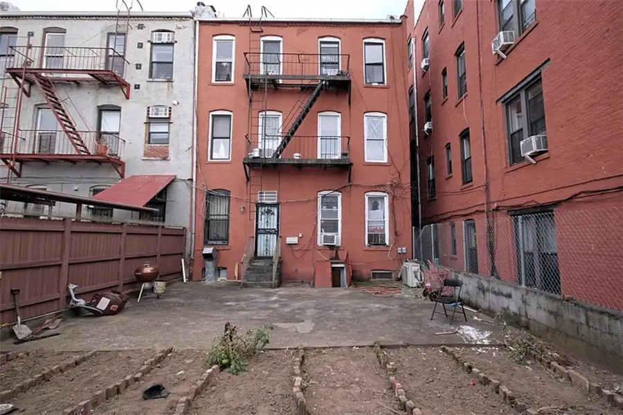 6018 4th Avenue, Brooklyn, NY 11220 - Image #2