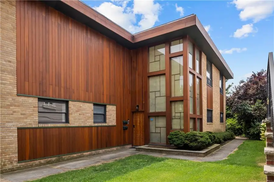 118 Girard Street, Brooklyn, NY 11235 - Image #2