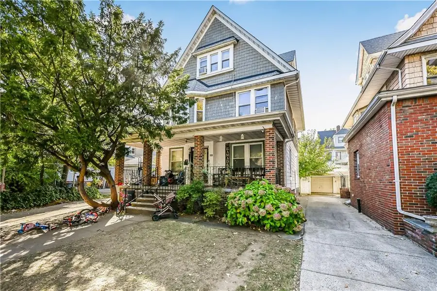 682 Argyle Road, Brooklyn, NY 11230 - Image #3