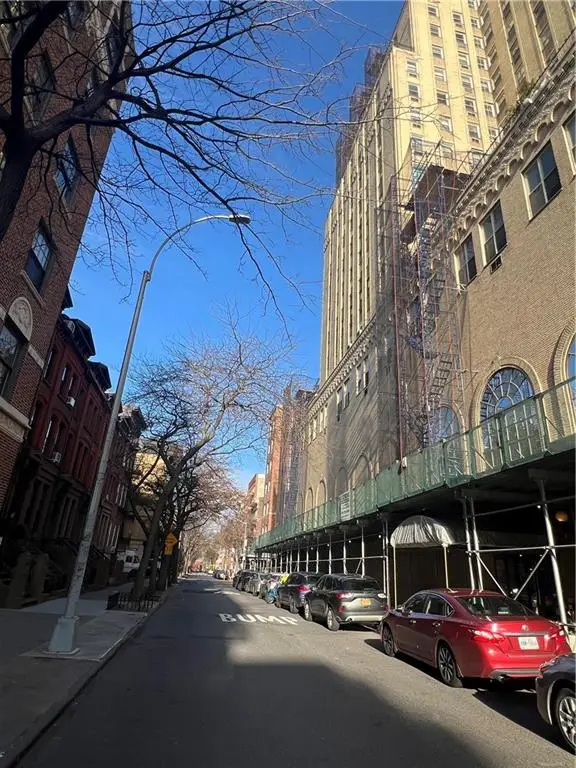 111 Hicks Street #16N, Brooklyn, NY 11201 - Image #3