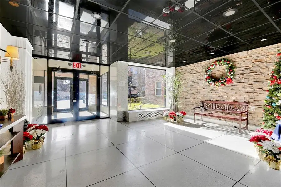 2711 Avenue X #6C, Brooklyn, NY 11235 - Image #2
