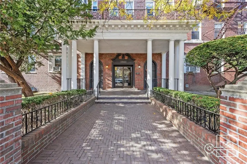1500 Ocean Parkway #1K, Brooklyn, NY 11230 - Image #1