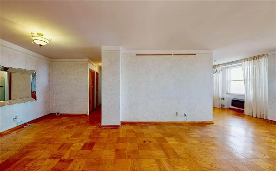 35 Seacoast Terrace #18V, Brooklyn, NY 11235 - Image #3