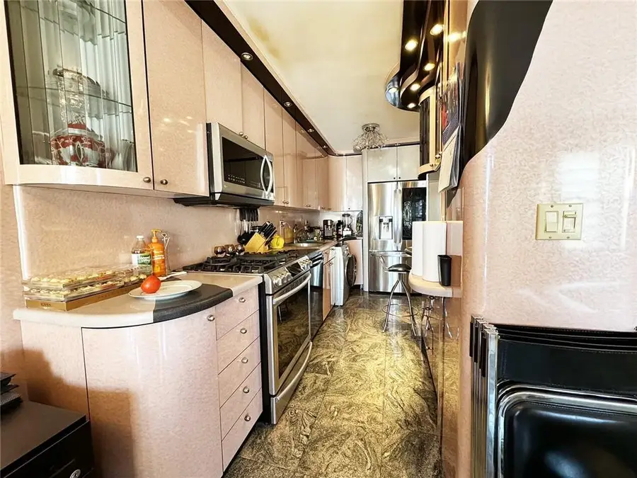 601 Surf Avenue #18E, Brooklyn, NY 11224 - Image #3