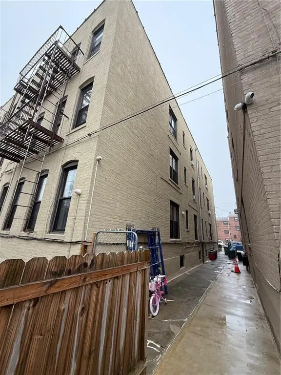2319 Avenue Z, Brooklyn, NY 11235 - Image #3