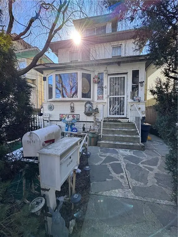 4 Vreeland Street, Staten Island, NY 10302 - Image #2