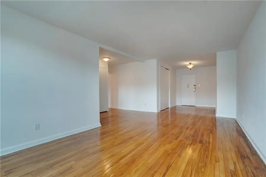 1580 East 18th Street #4G, Brooklyn, NY 11230 - Image #2