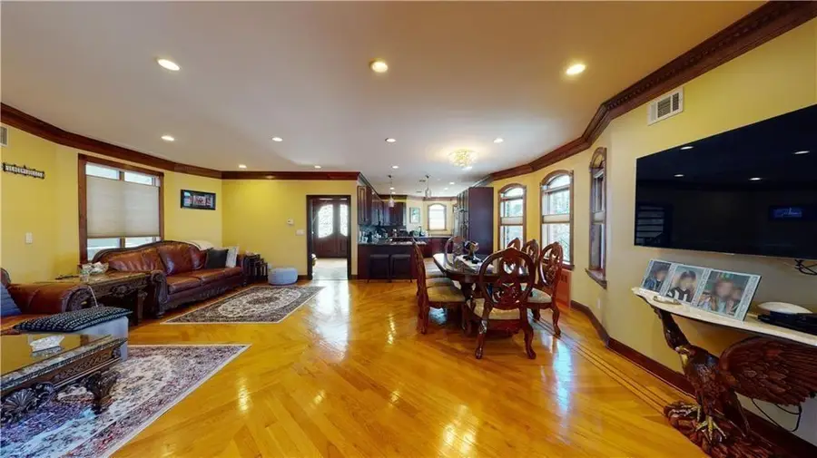 7422 14th Avenue, Brooklyn, NY 11228 - Image #3