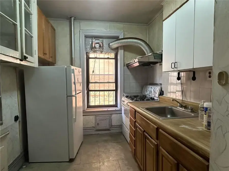 730 57th Street #2A, Brooklyn, NY 11220 - Image #3