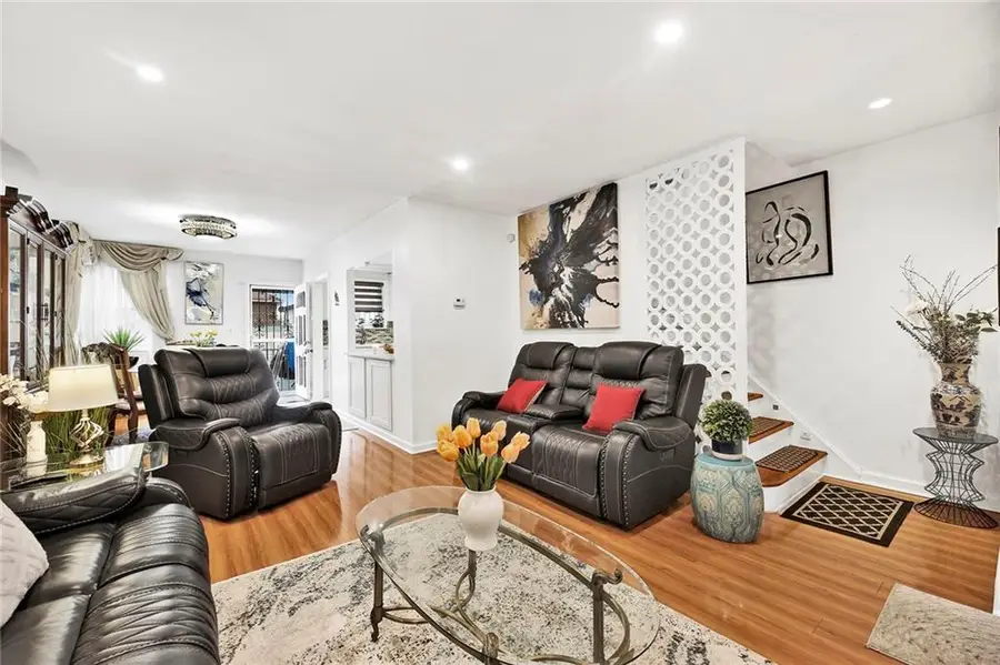 4231 Monticello Avenue, Bronx, NY 10466 - Image #3