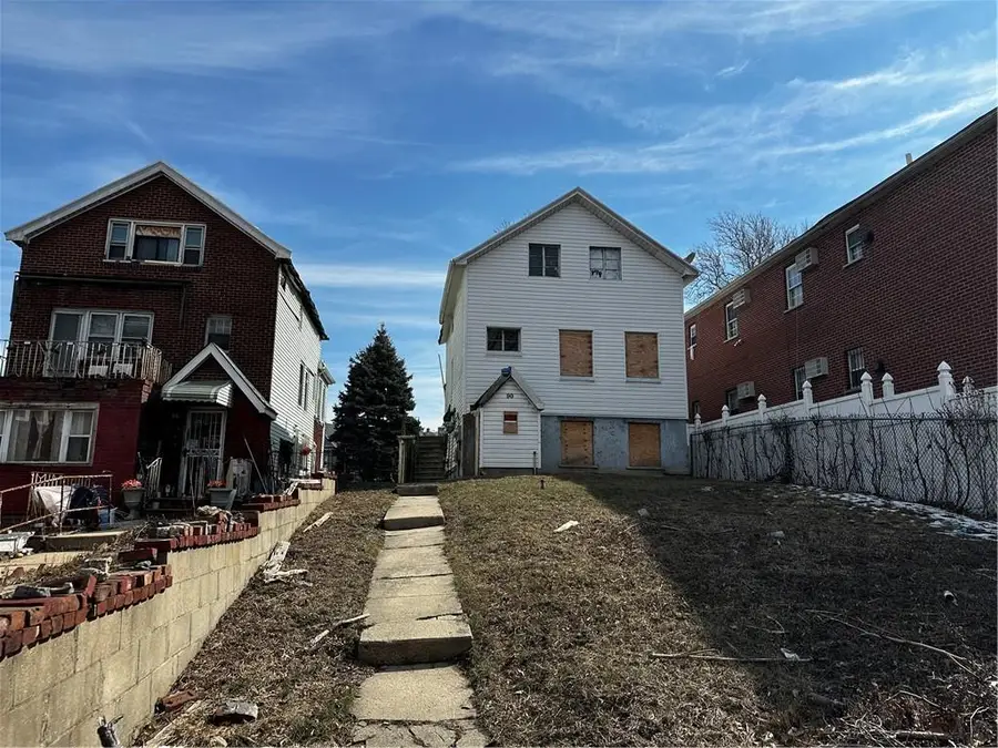 90 Jackie Robinson Parkway, Brooklyn, NY 11208 - Image #2