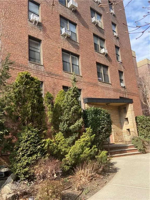 7259 Shore Road #2K, Brooklyn, NY 11209 - Image #3