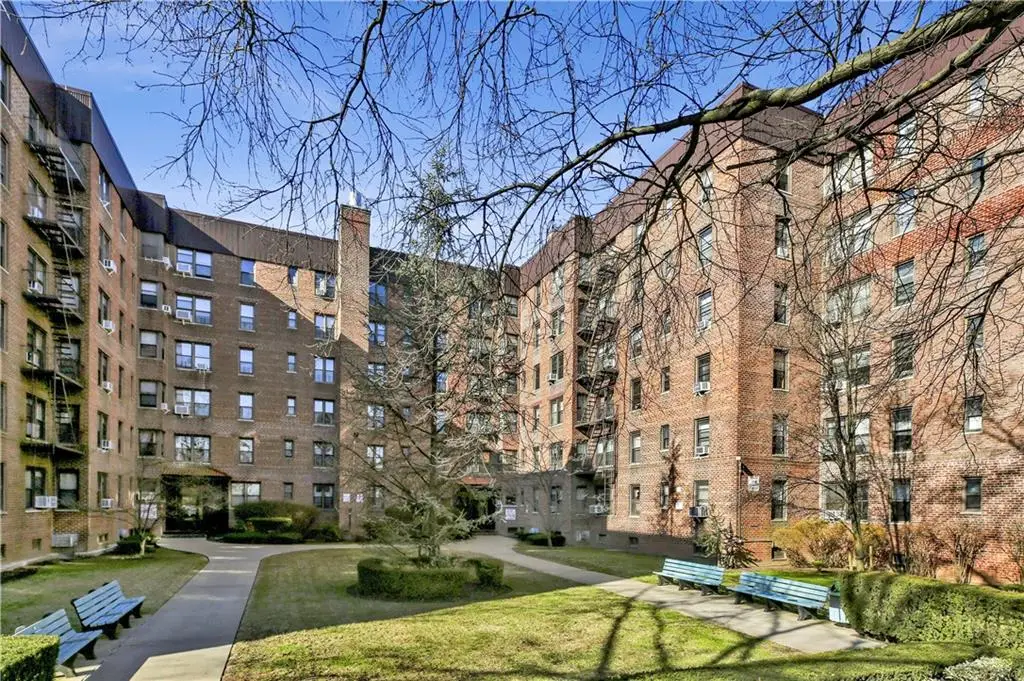 2260 Burnett Street #6K, Brooklyn, NY 11229 - Image #1