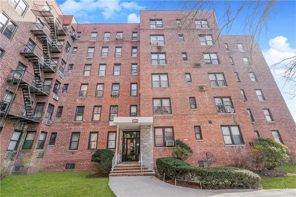 2569 West 2nd Street #4G, Brooklyn, NY 11223