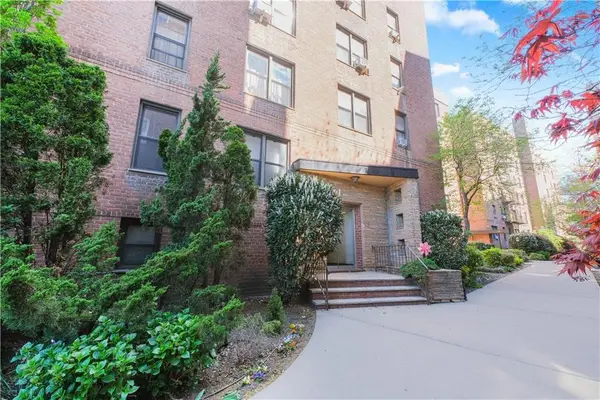 7259 Shore Road #4L, Brooklyn, NY 11209