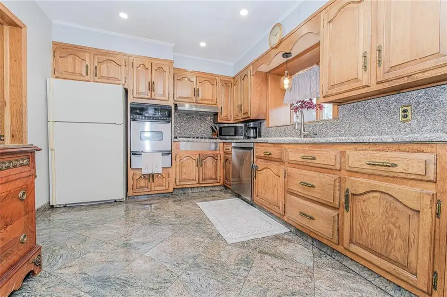 1960 Stillwell Avenue, Brooklyn, NY 11223 - Image #3