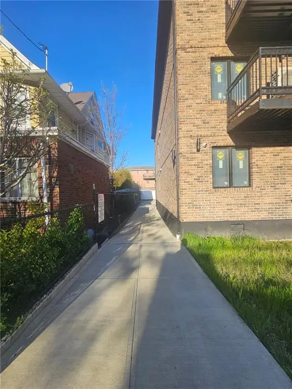 2721 East 21st Street, Brooklyn, NY 11235 - Image #3