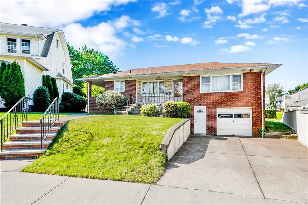 328 Stanley Avenue, Staten Island, NY 10301 - Image #1