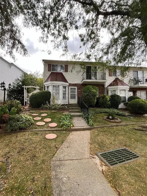 1718 Forest Hill Road #1, Staten  Island, NY 10314