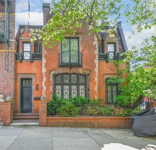 860 Union Street, Brooklyn, NY 11215