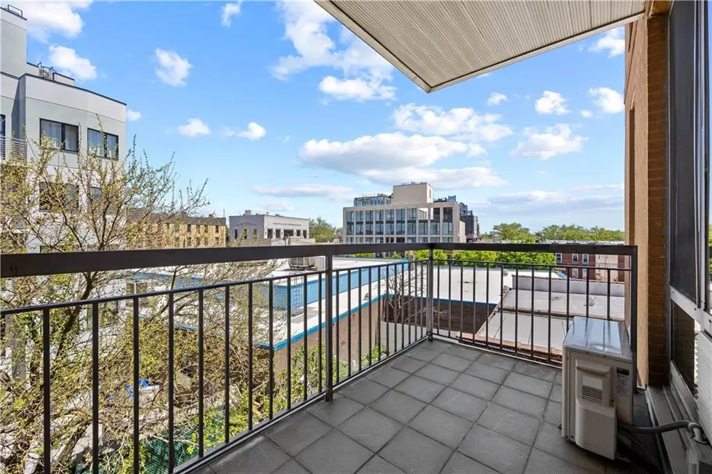 71 Village Rd North #3E, Brooklyn, NY 11223 - Image #1