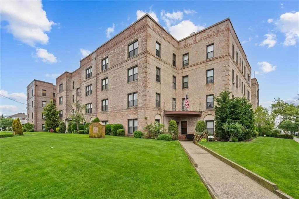 128-19 Newport Avenue #2A, Belle Harbor, NY 11694 - Image #1